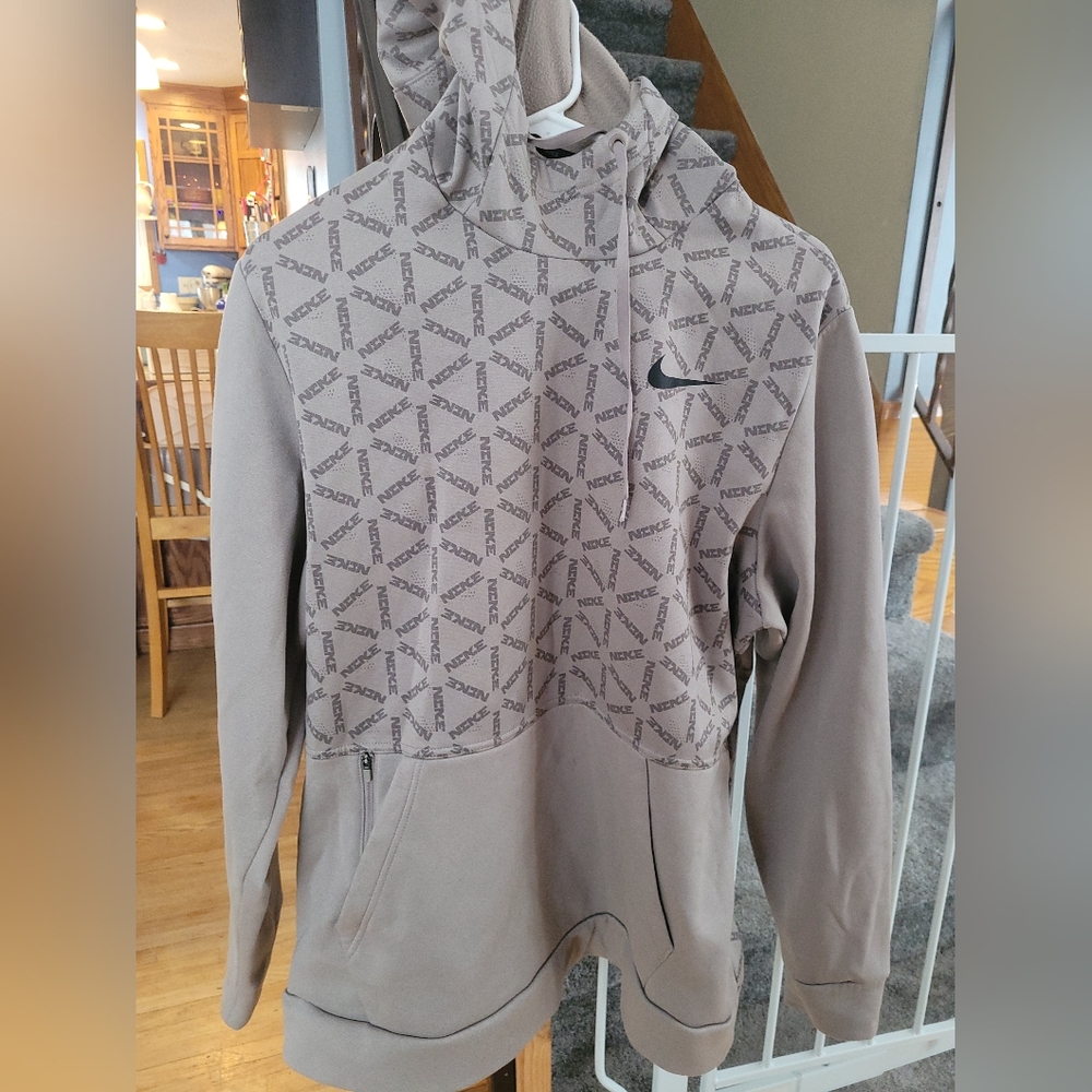 Nike hooded sweatshirt